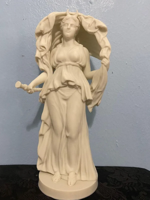 Selene the Moon Goddess (Capitoline Museums)2
